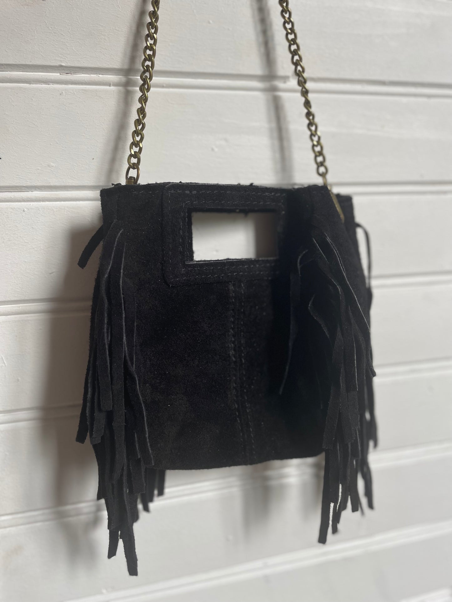 Sac bandoulière ou porté épaule noir à franges - Chez Ceane