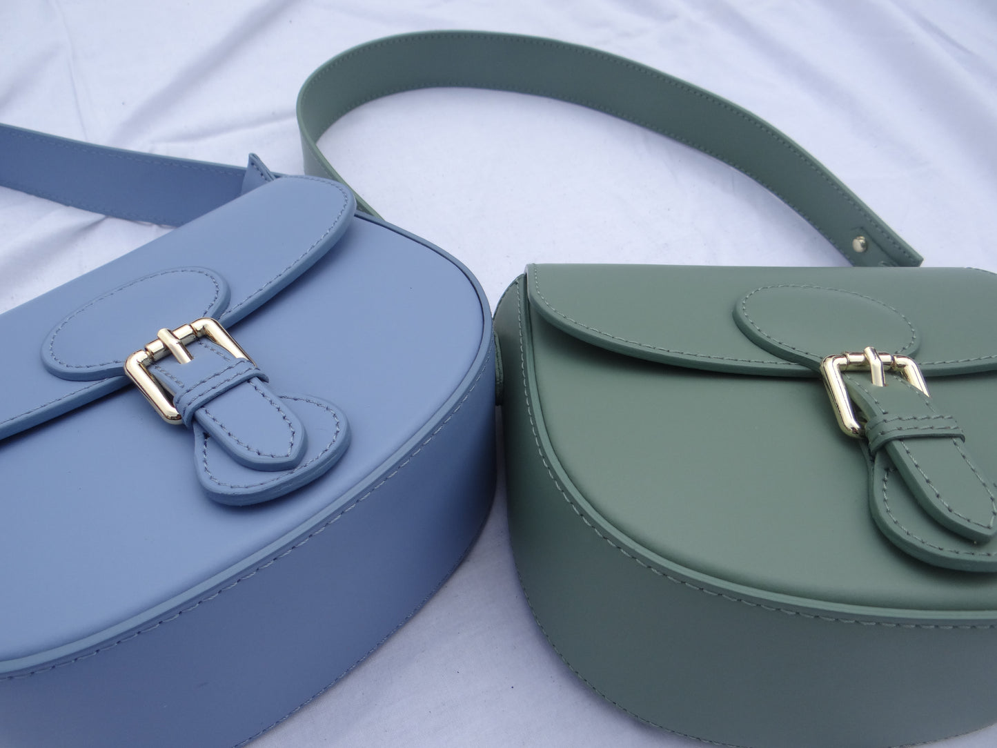 Sacs Chloé vert et bleu porté épaule Cuir - Chez Ceane