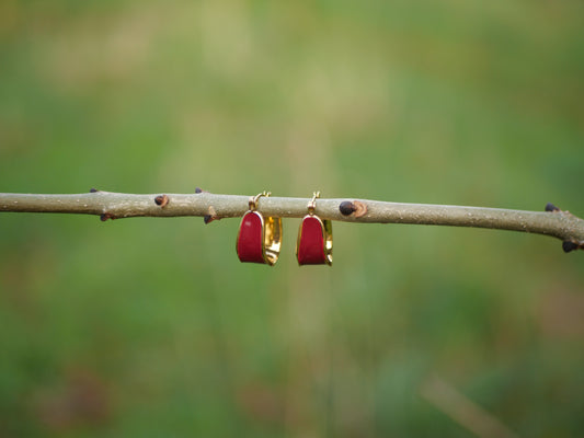Boucle oreilles bordeaux rouge acier inoxydable chez ceane 