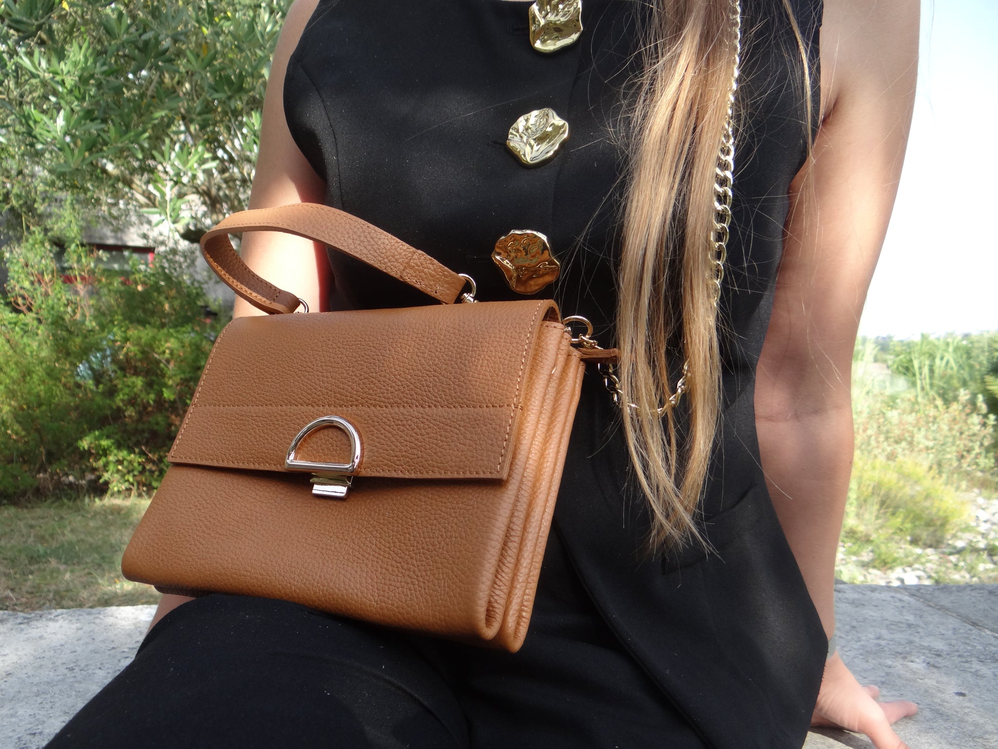 Sac à main / bandoulière en cuir véritable, made in Italie, Camel - Chez Ceane