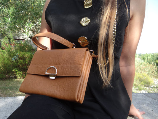 Sac à main / bandoulière en cuir véritable, made in Italie, Camel - Chez Ceane