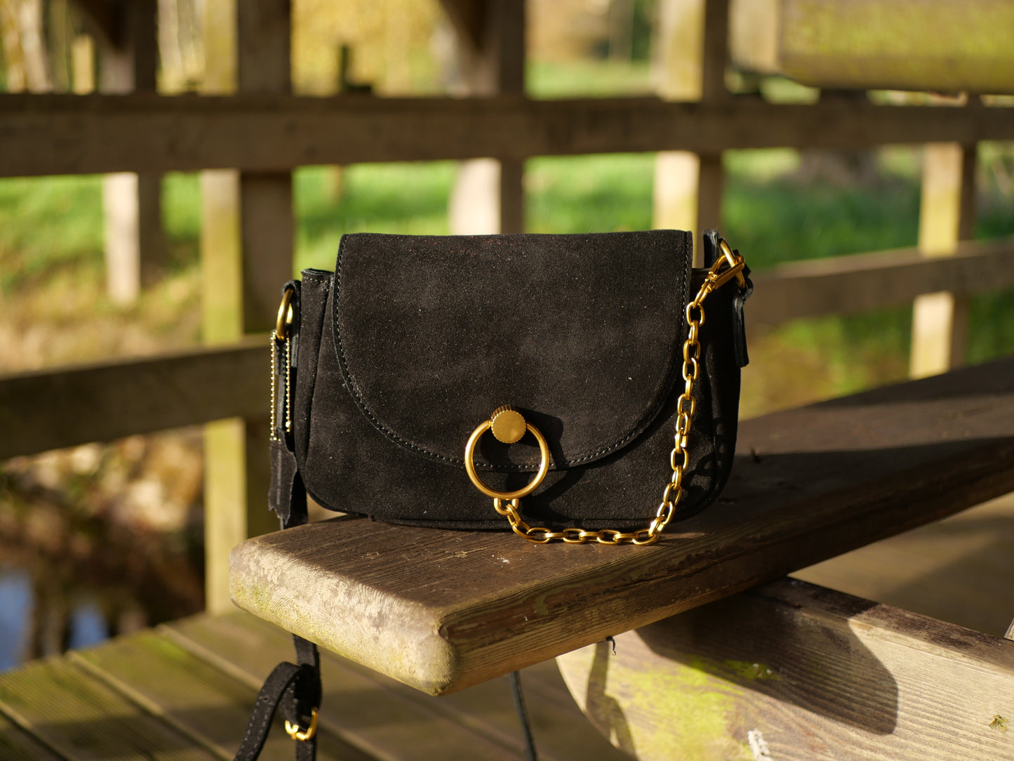 Sac noir chaine cuir daim veritable chez ceane 